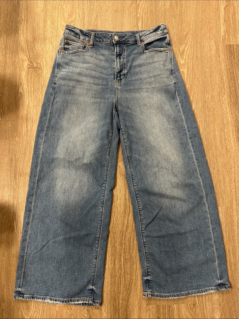 American Eagle Outfitters - Super High-Rise Baggy Wide Leg Jeans